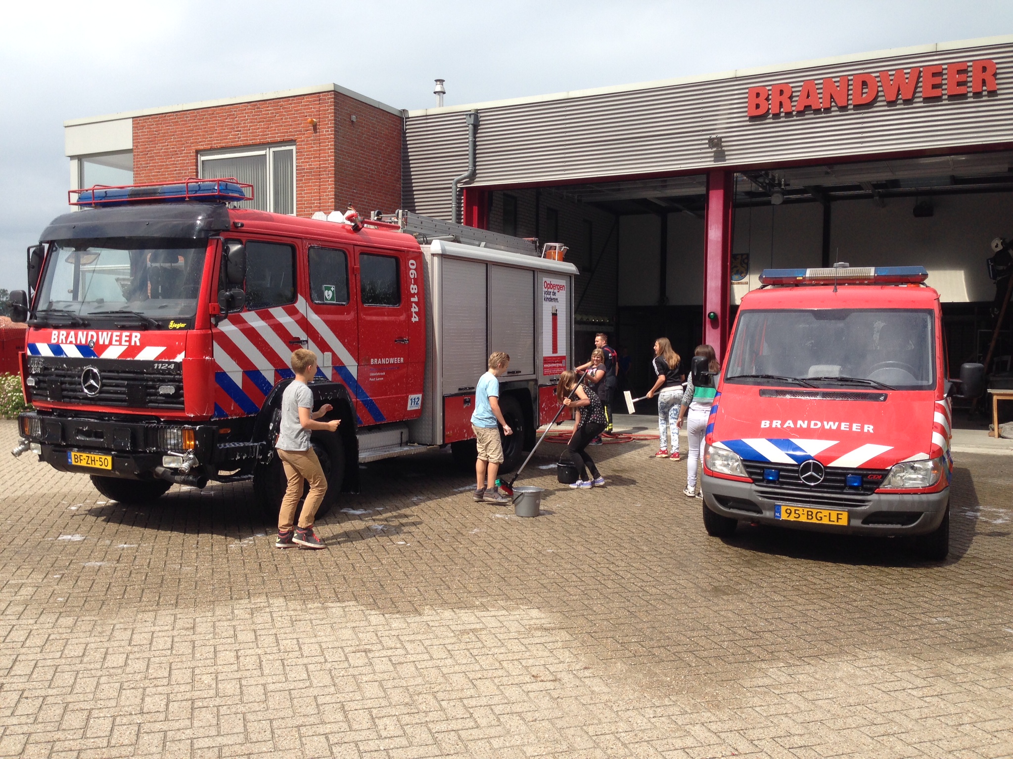 Beatrixschool helpt de Brandweer