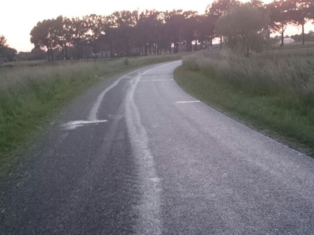 Wegdek reinigen Rossweg